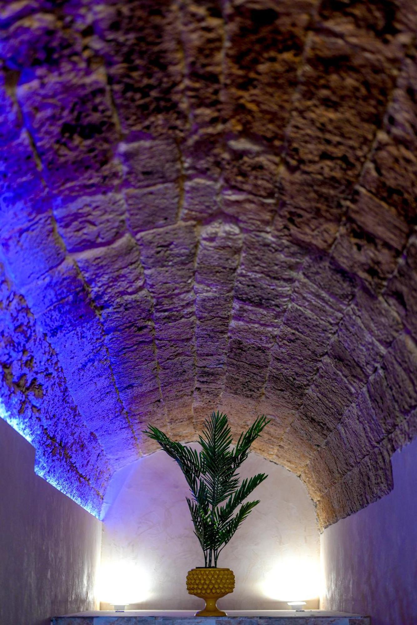 La Grotta, Luxury Suite & Spa Ното Екстериор снимка