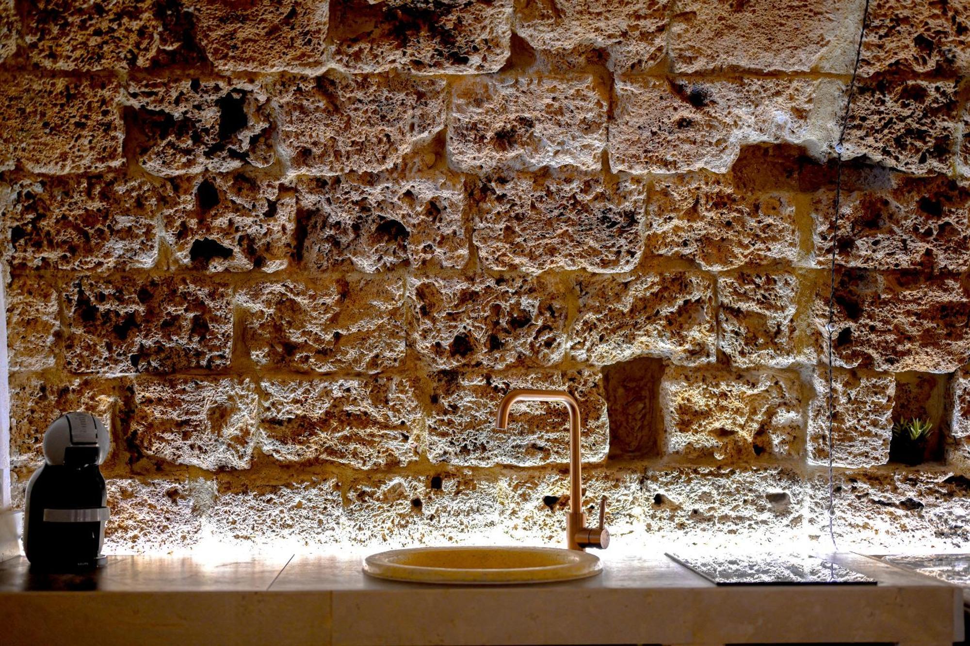 La Grotta, Luxury Suite & Spa Ното Екстериор снимка