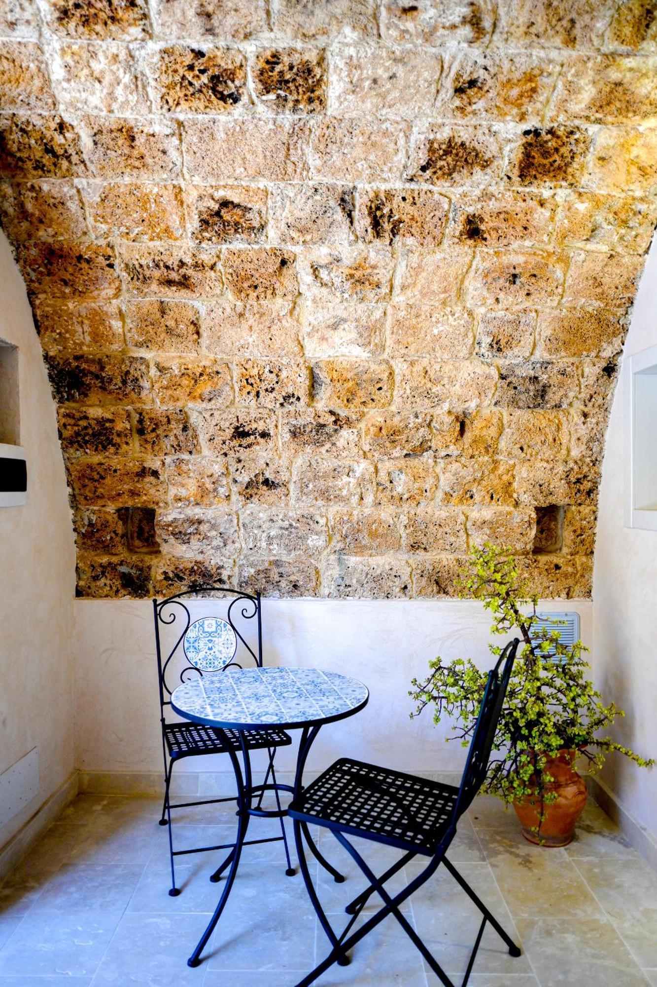 La Grotta, Luxury Suite & Spa Ното Екстериор снимка