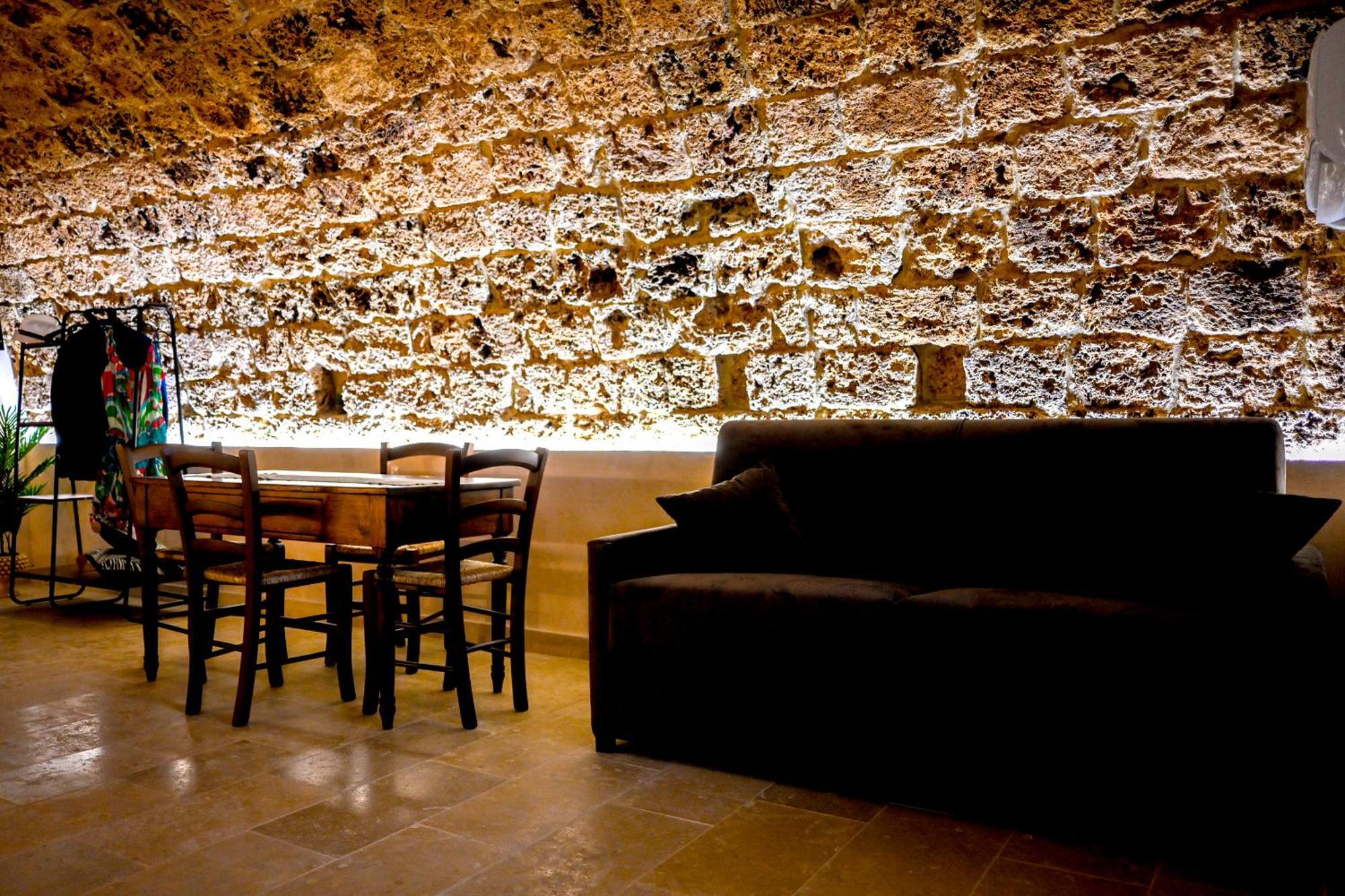 La Grotta, Luxury Suite & Spa Ното Екстериор снимка